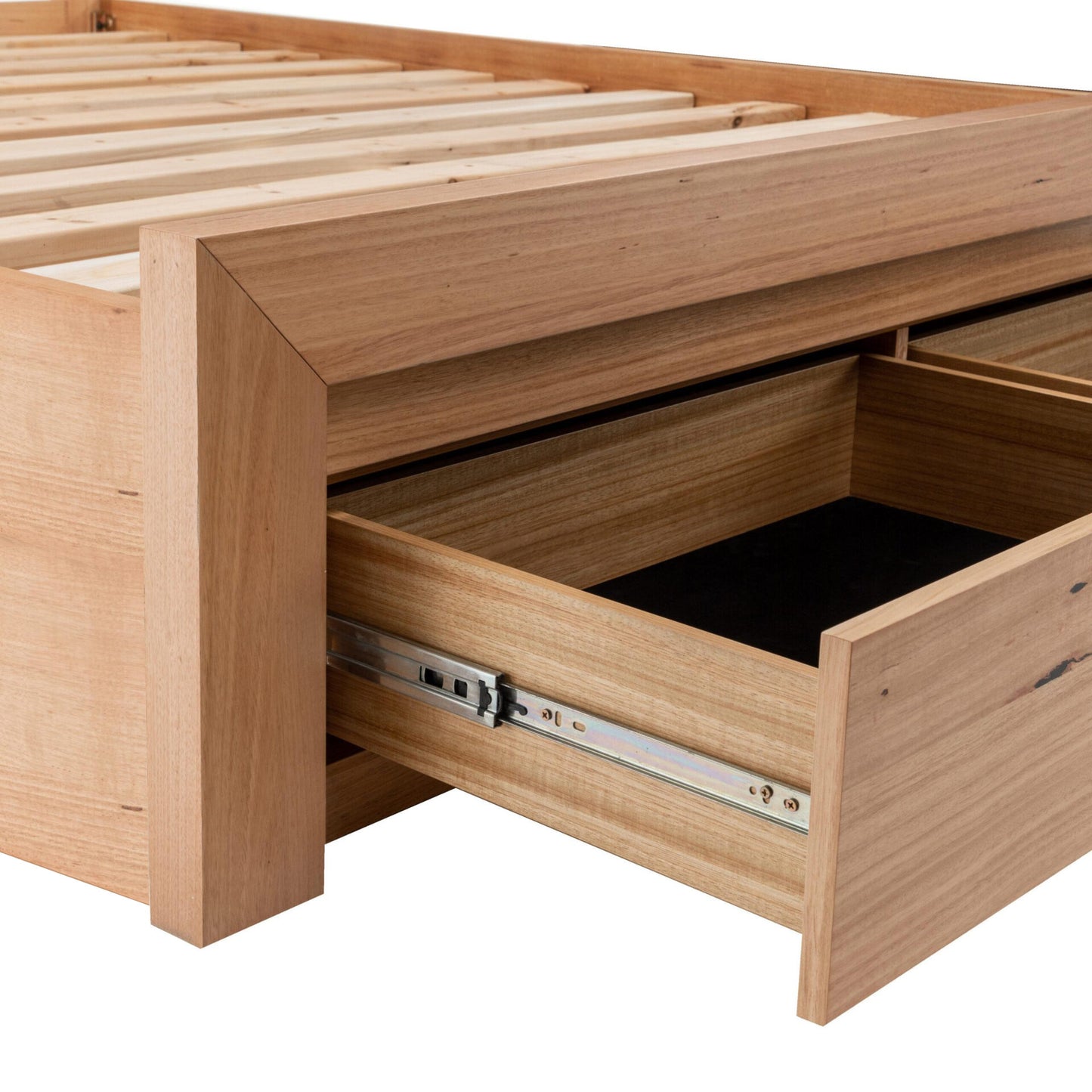 Getaway Bedroom Set (4 Piece)
