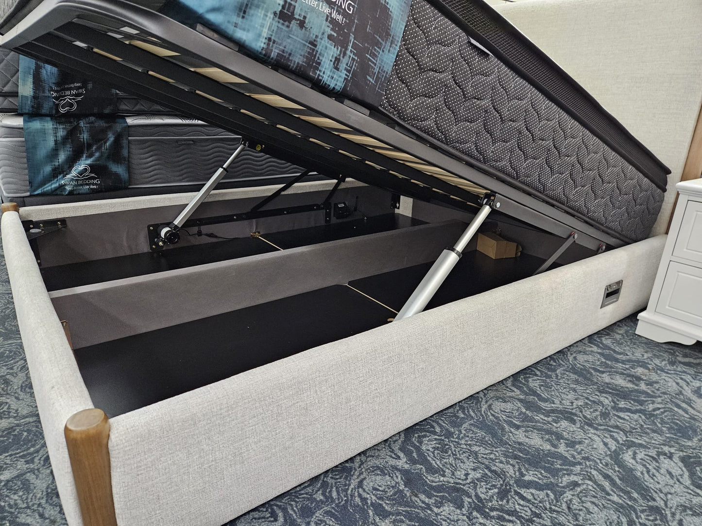 Hobart Bed