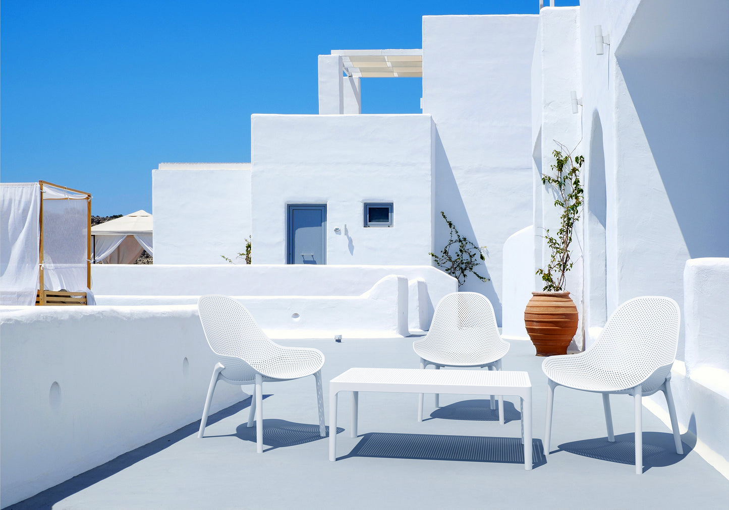 Kirra Outdoor Lounge Chair - White