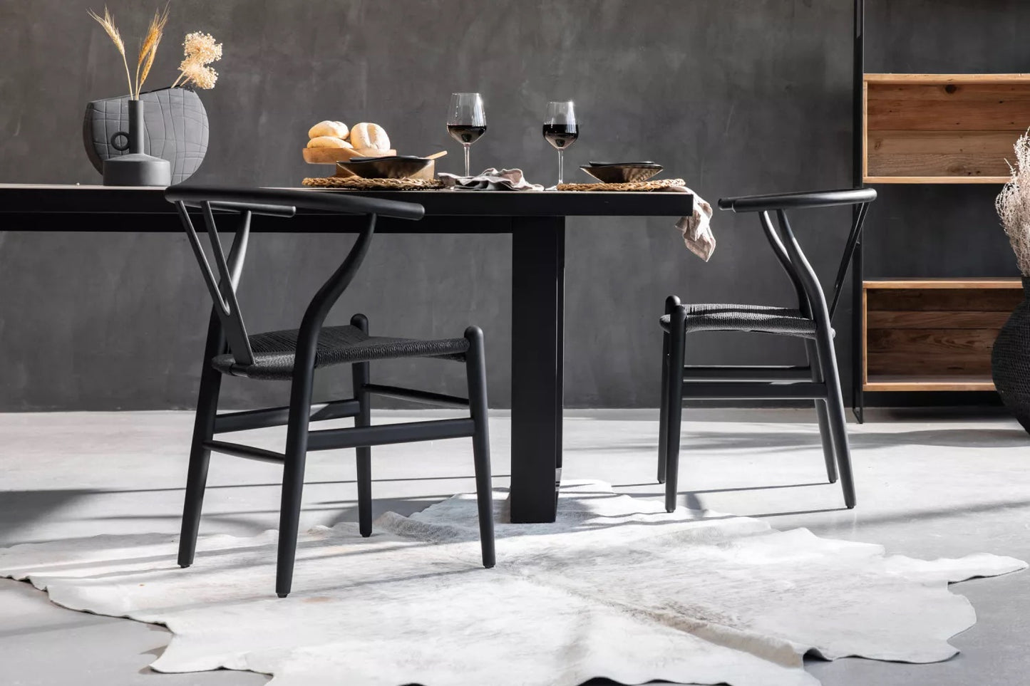 Wishbone Chair - Black