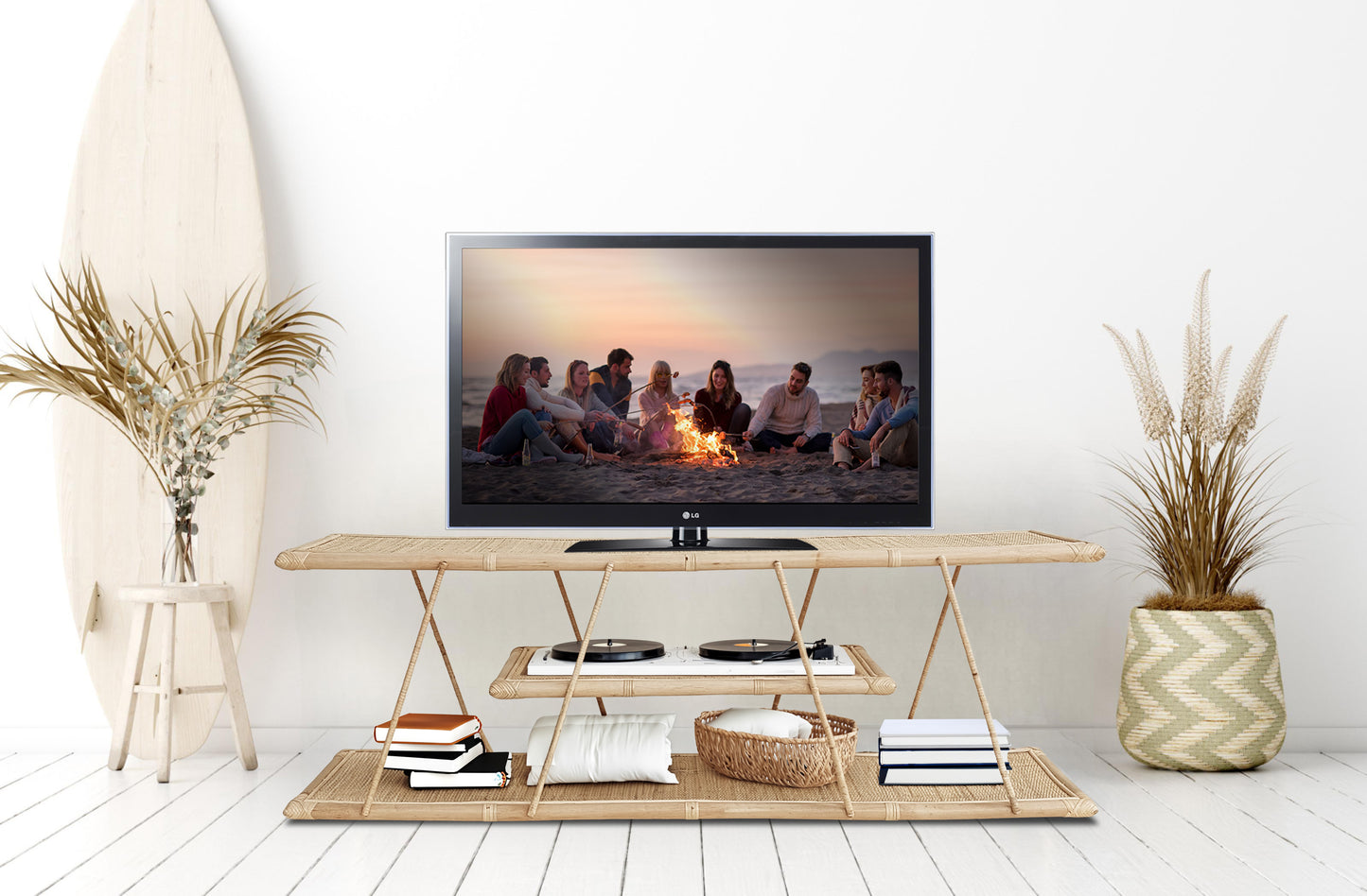 Breeze Entertainment Unit (1500mm)