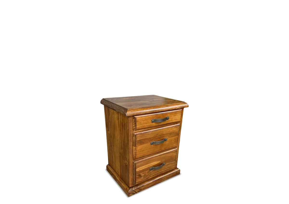 Hinterland Bedroom Set (4 Piece)