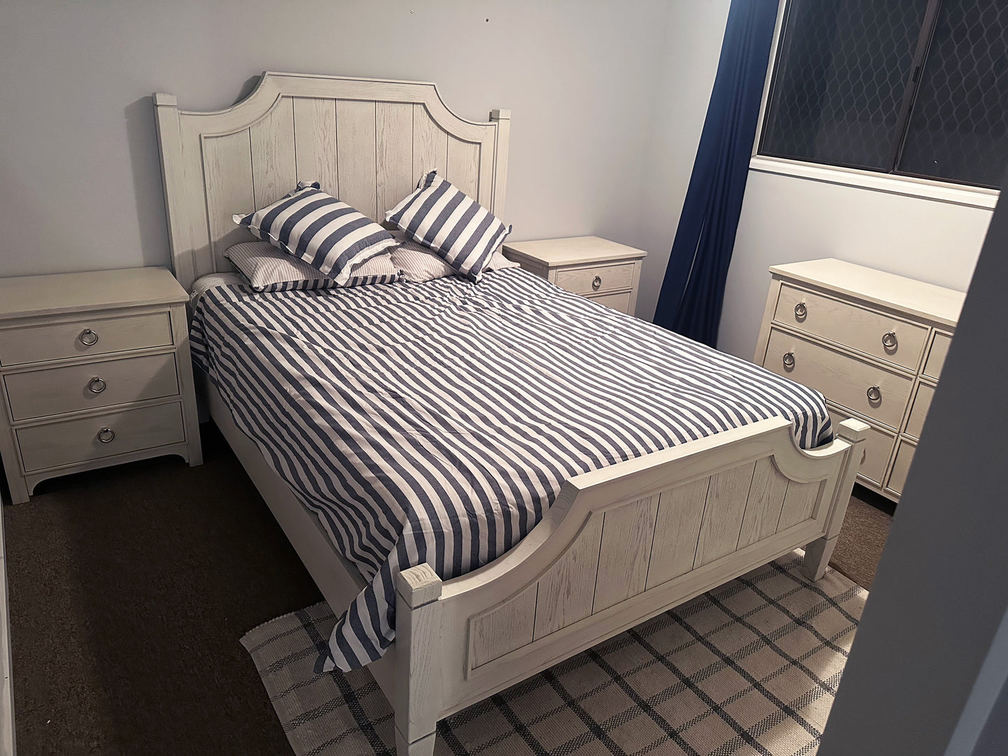 Bahamas Bedside Table