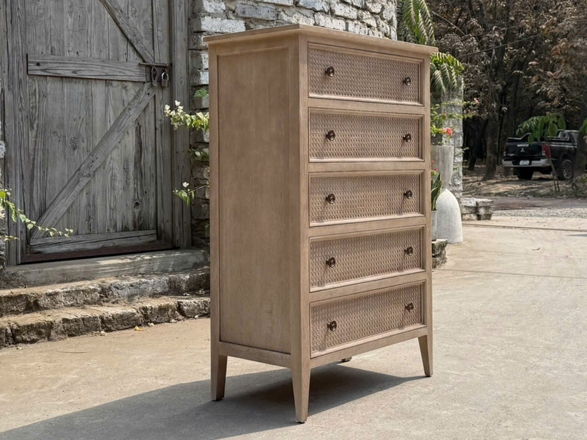 Hemingway Tallboy