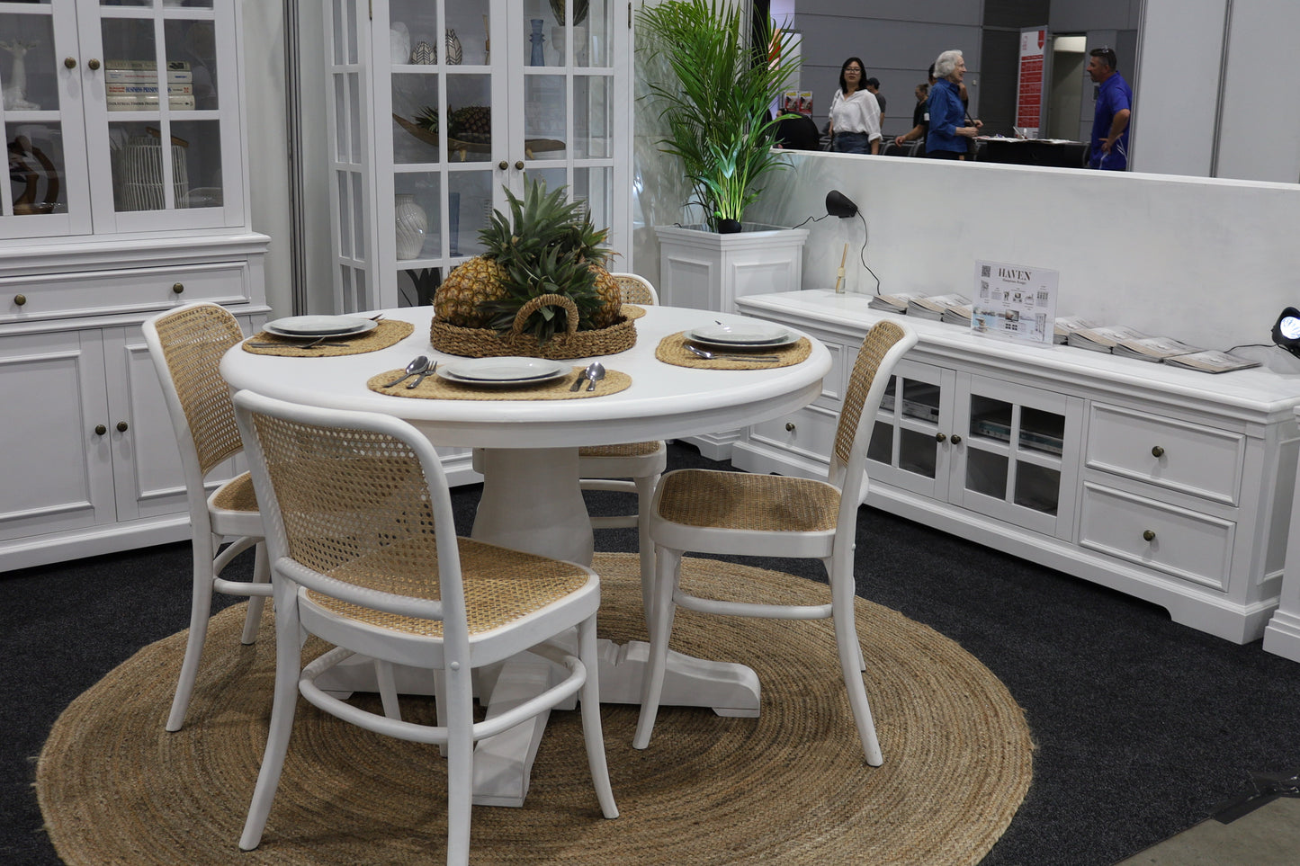 Parisienne White & Calypso Dining Suite (1200mm)