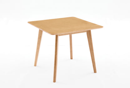 Solita Dining Table (900mm)